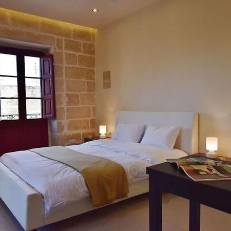 Vallettastay - Lucky Star Studio Apartment 302 Luaran gambar